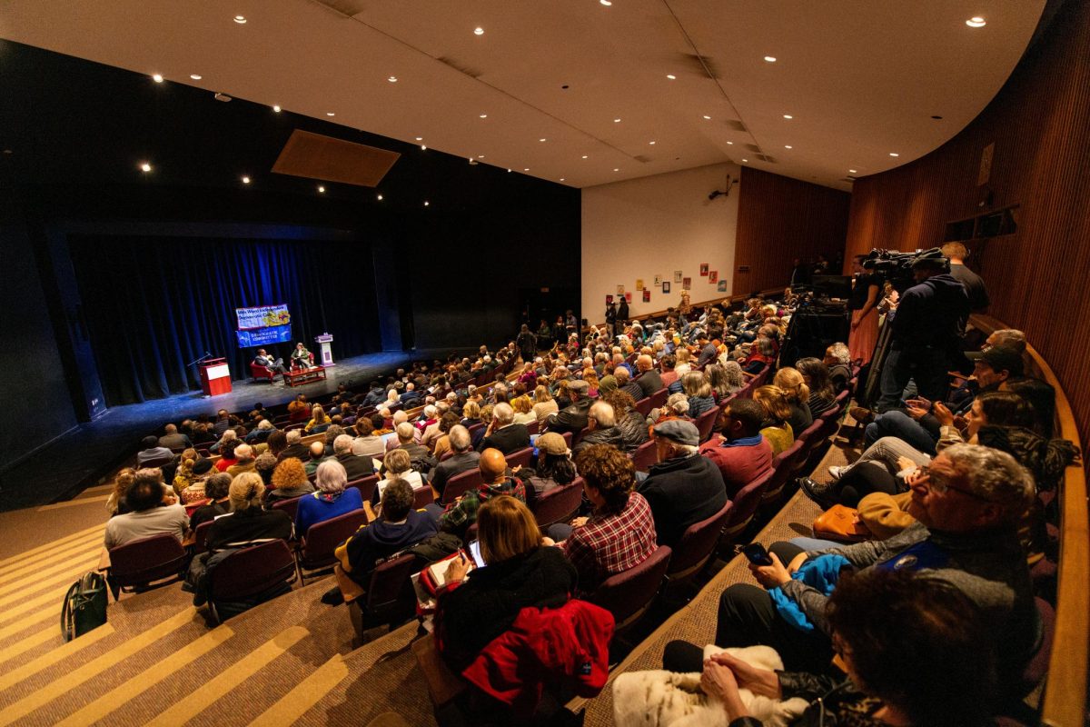Attendees gathered in the Eddy Theatre at Chatham University to spectate discussions with Pittsburgh Mayor Ed Gainey, County Controller Corey O’Connor and moderator Ann Belser on Sunday, Feb. 2.
